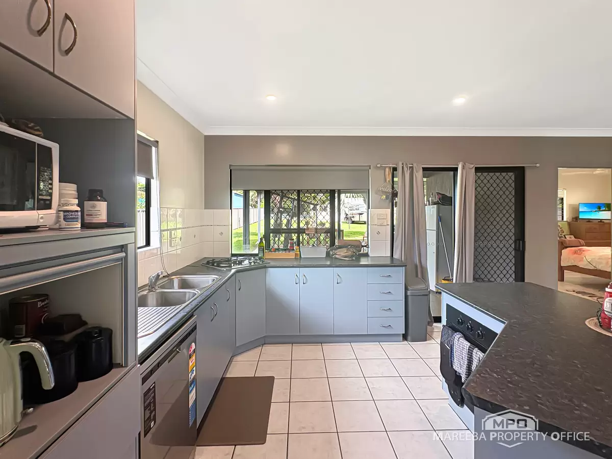 2 Beames Street, Mareeba, QLD, Mareeba - Thumbnail 5