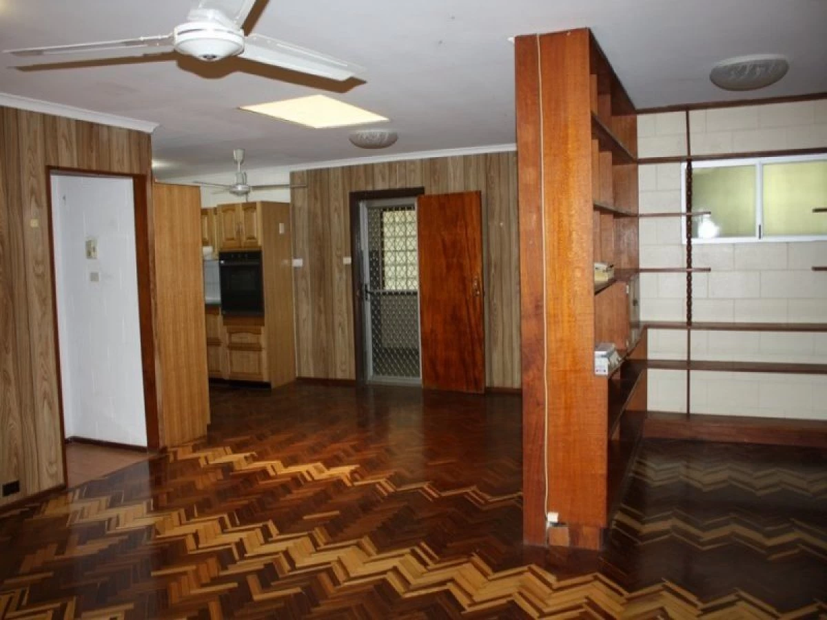 20 Beames Street, Mareeba, QLD, Mareeba - Thumbnail 5