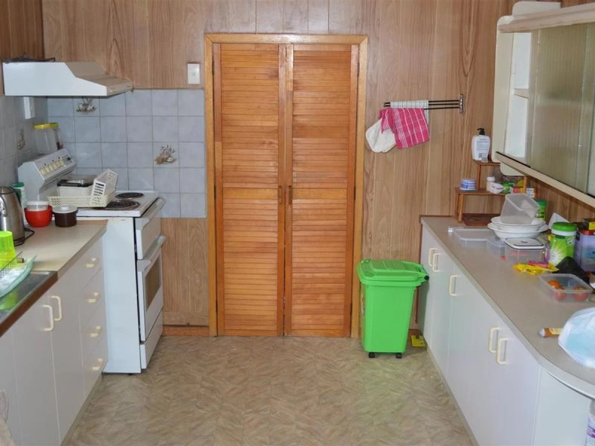 72 Walsh Street, Mareeba, QLD, Mareeba - Thumbnail 2