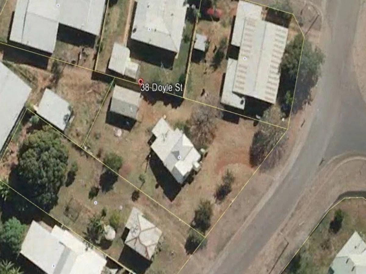 38 Doyle Street, Mareeba, QLD, Mareeba - Thumbnail 5