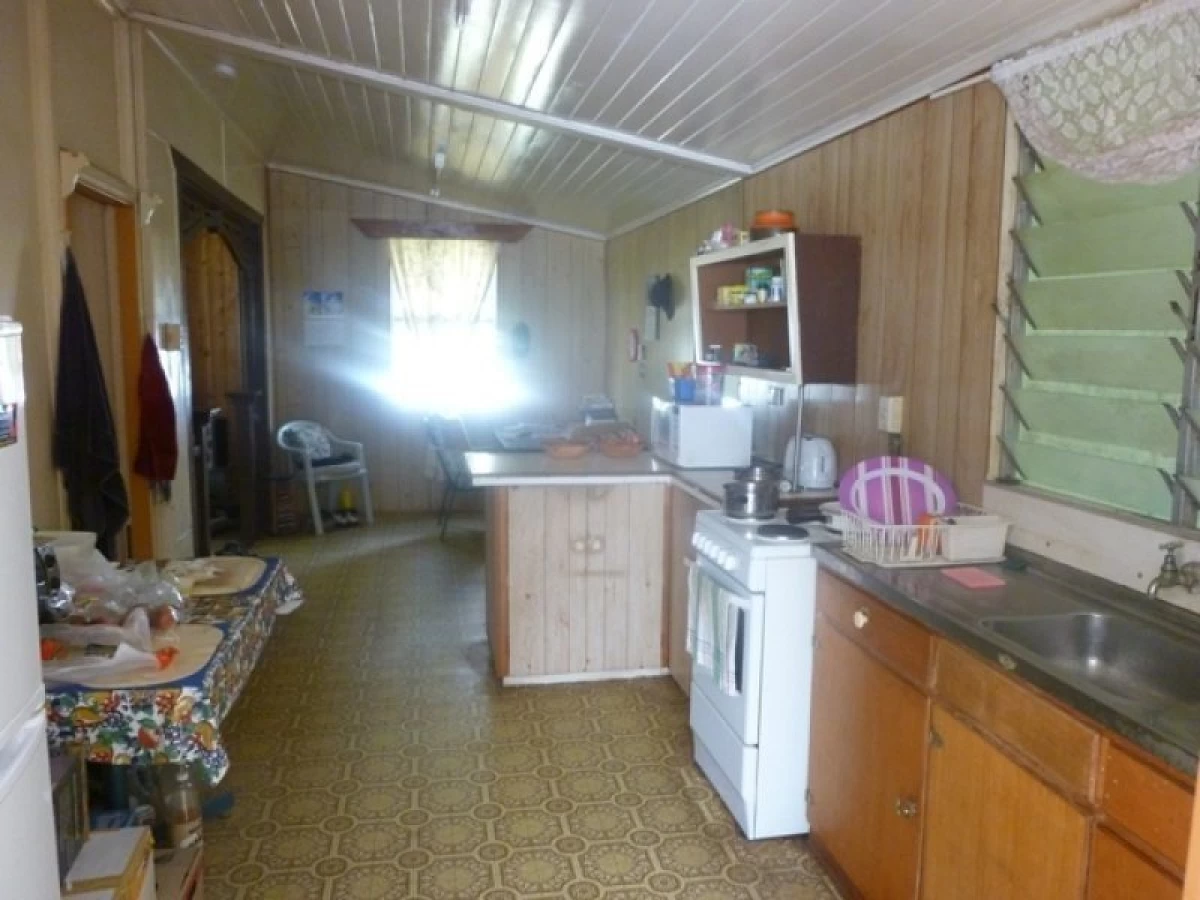 232 Walsh Street, Mareeba, QLD, Mareeba - Thumbnail 8