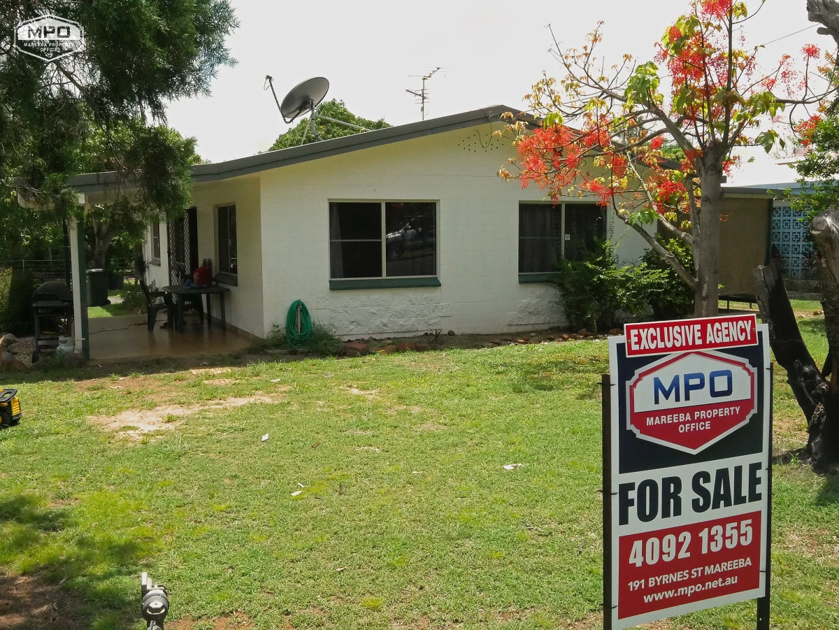 27 Martin Avenue, Mareeba, QLD, Mareeba - Thumbnail 7