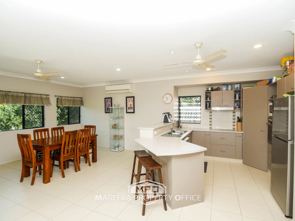 6 Godwin Drive, Mareeba, QLD, Mareeba - Thumbnail 5