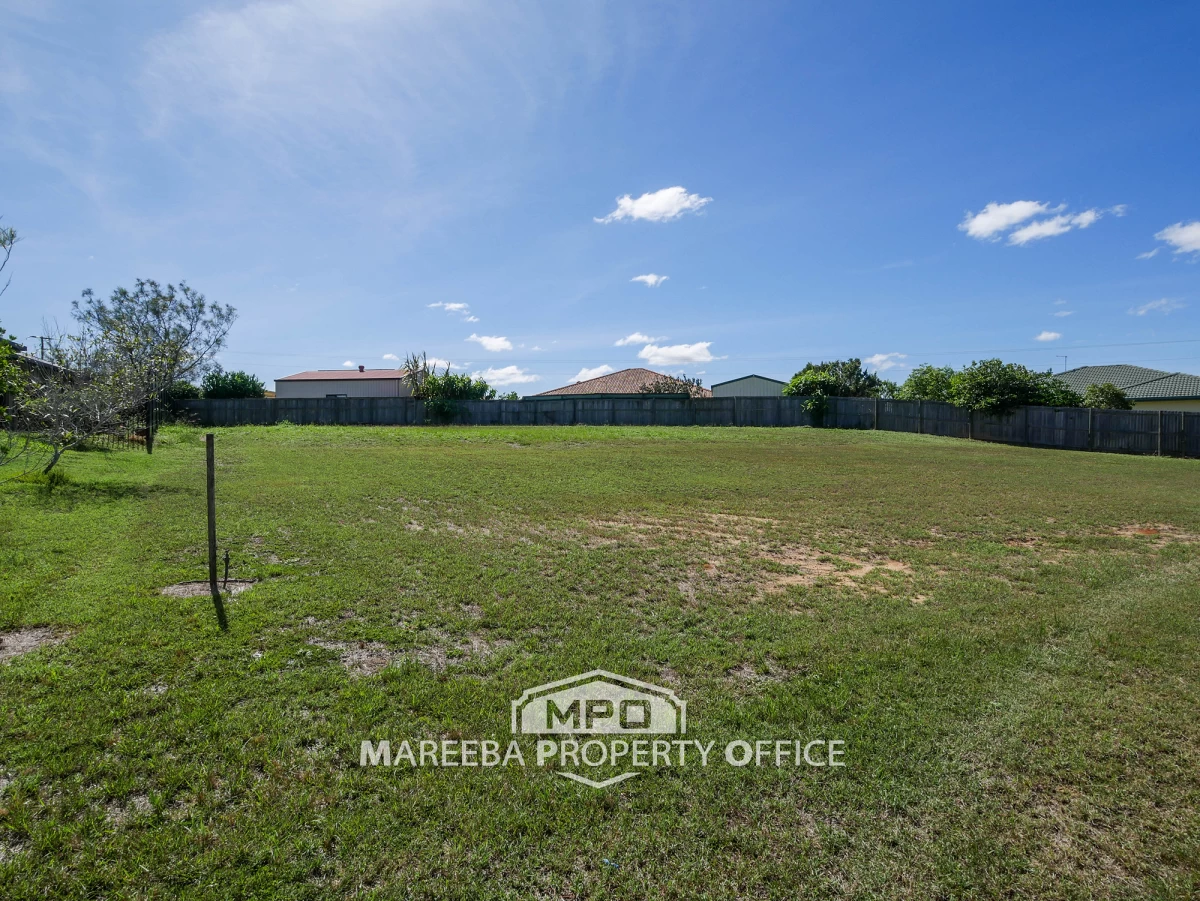 6 Peluchetti Place, Mareeba, QLD, Mareeba - Thumbnail 5