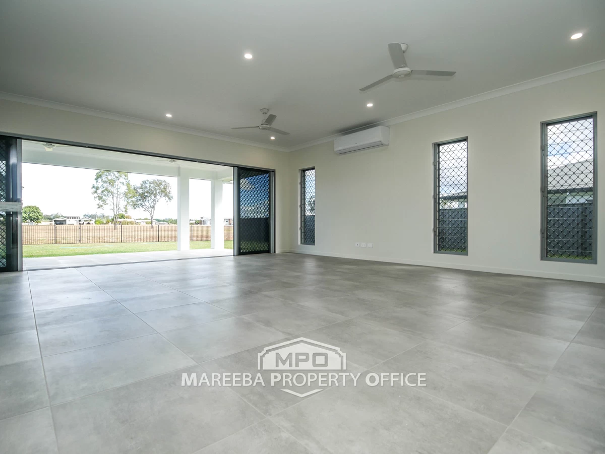 16 Dandaloo Close, Mareeba, QLD, Mareeba - Thumbnail 3