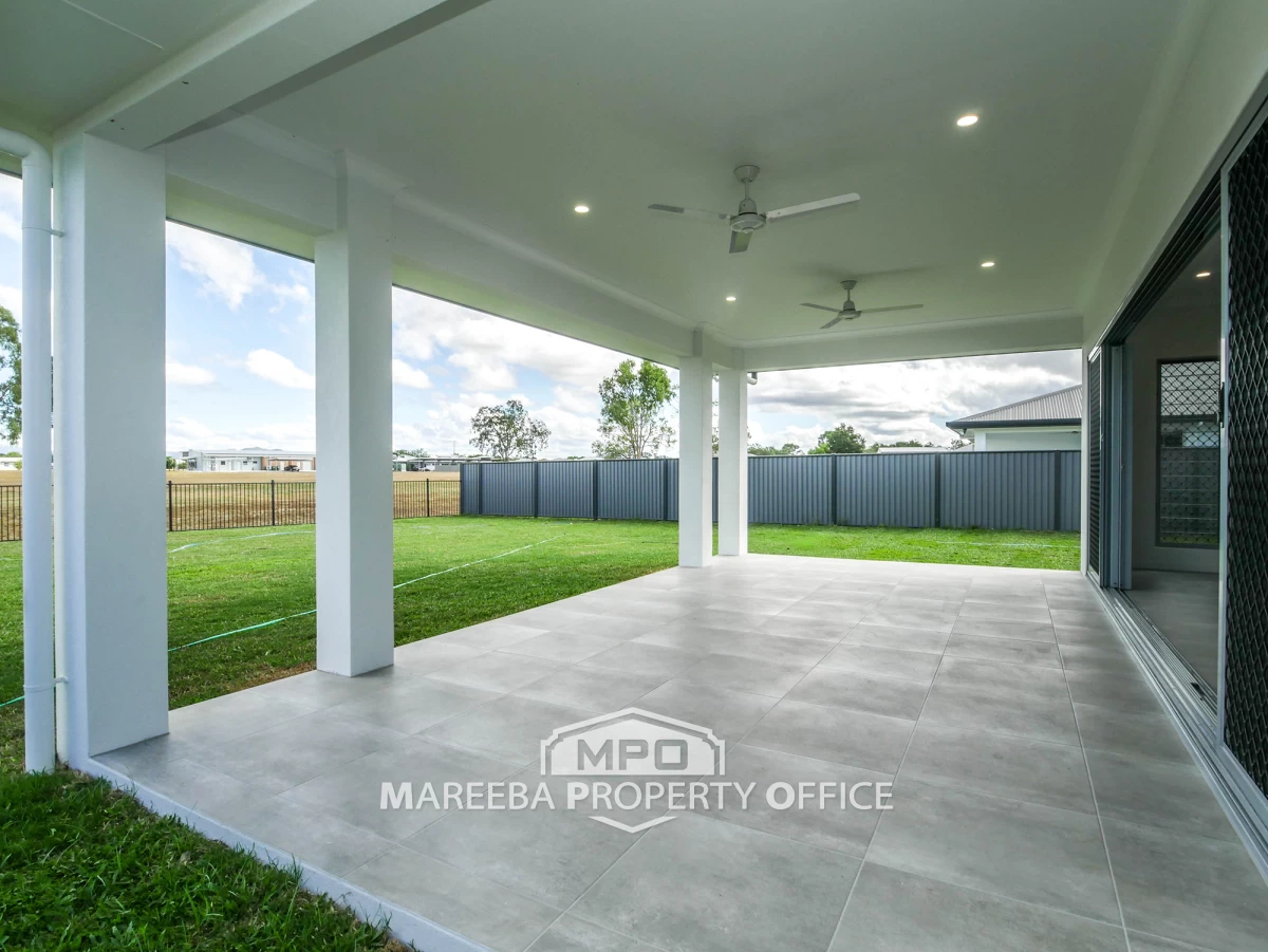 16 Dandaloo Close, Mareeba, QLD, Mareeba - Thumbnail 5