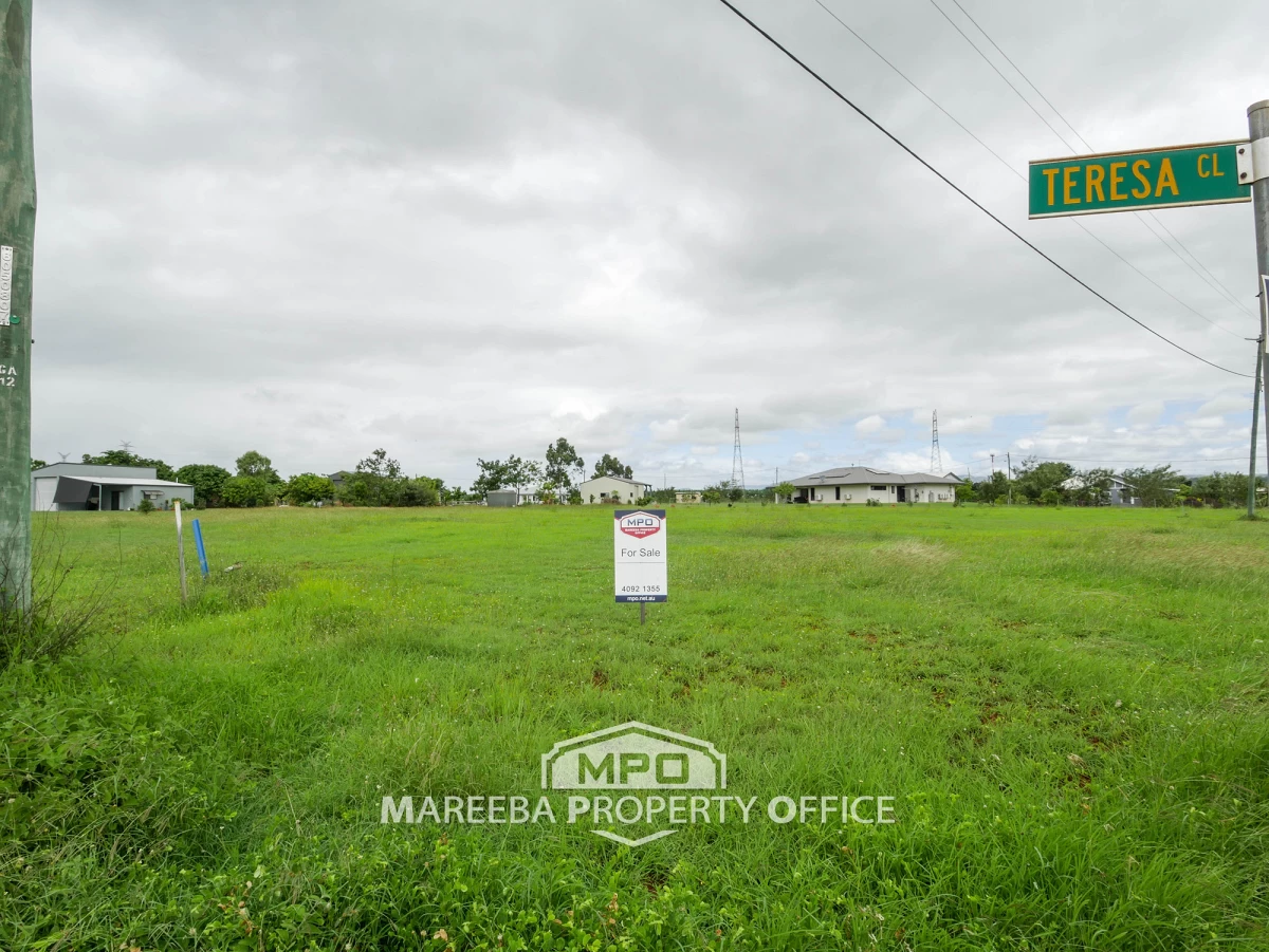 2 Teresa Close, Mareeba, QLD, Mareeba - Thumbnail 3