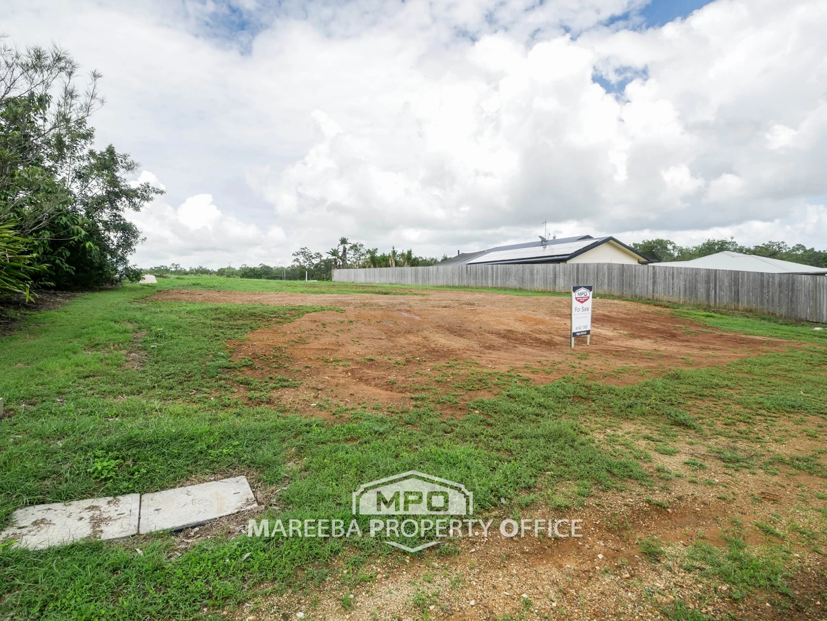 8 Damien Street, Mareeba, QLD, Mareeba - Thumbnail 3
