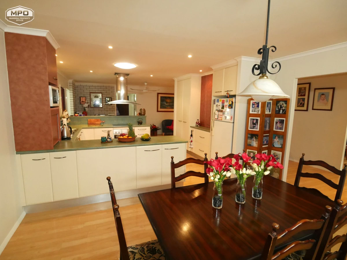 9 Kenneally Road, Mareeba, QLD, Mareeba - Thumbnail 2