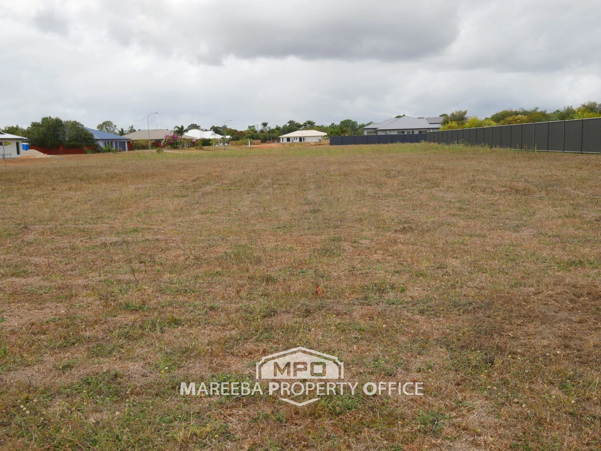 1 Parklands Circuit, Mareeba, QLD, Mareeba - Thumbnail 4