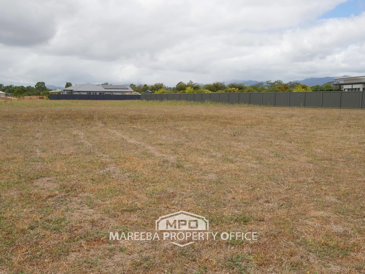 1 Parklands Circuit, Mareeba, QLD, Mareeba - Thumbnail 5
