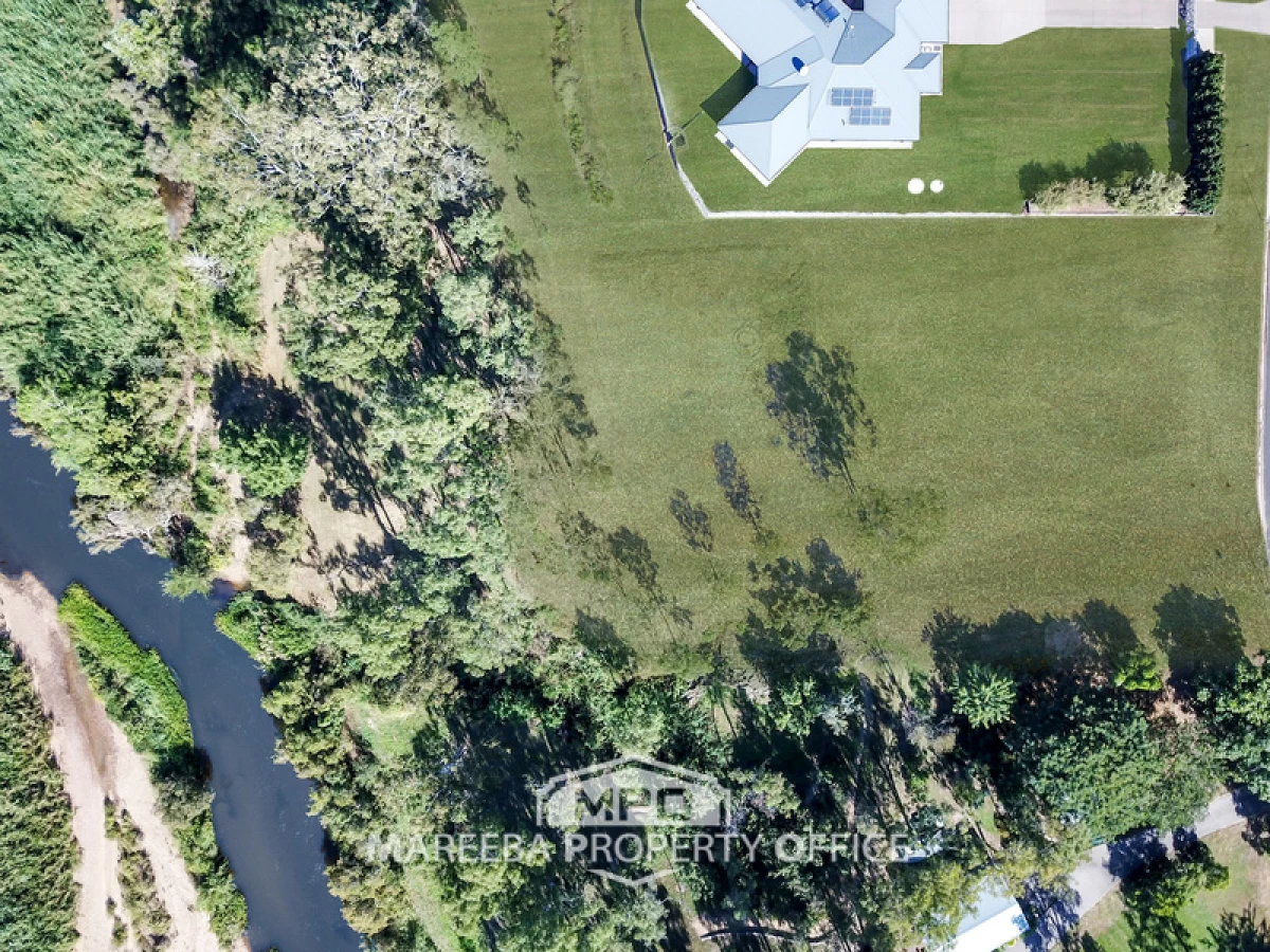 24 Parklands Circuit, Mareeba, QLD, Mareeba - Thumbnail 8