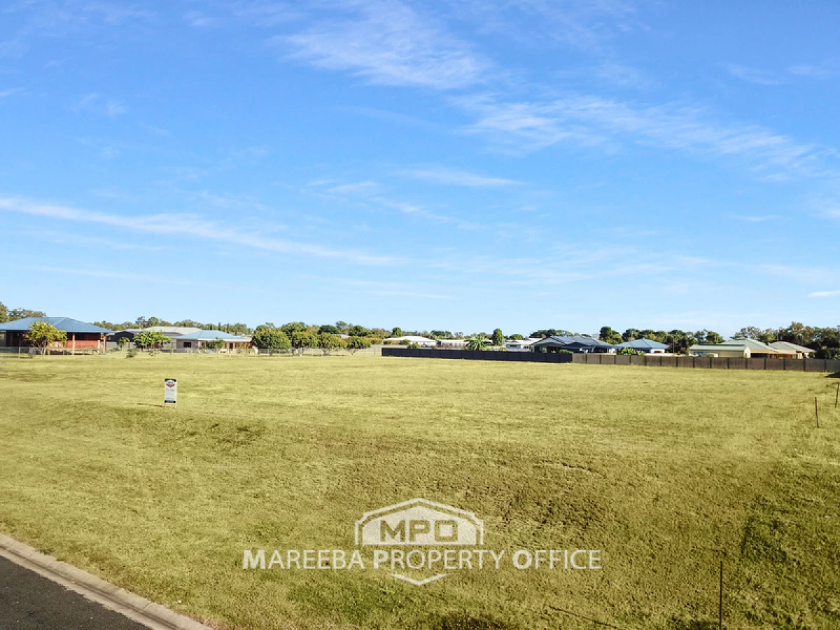 15 Parklands Circuit, Mareeba, QLD, Mareeba - Thumbnail 7