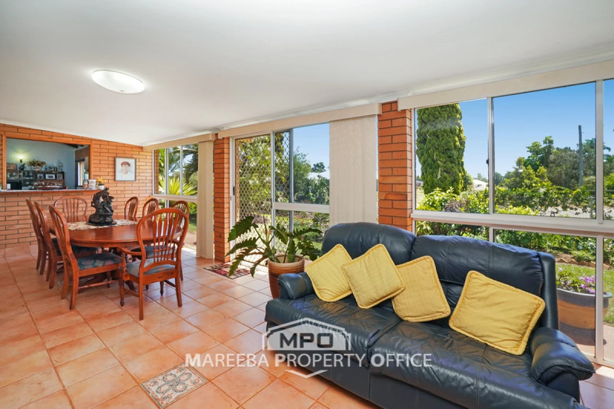 2 Wylandra Drive, Mareeba, QLD, Mareeba - Thumbnail 5