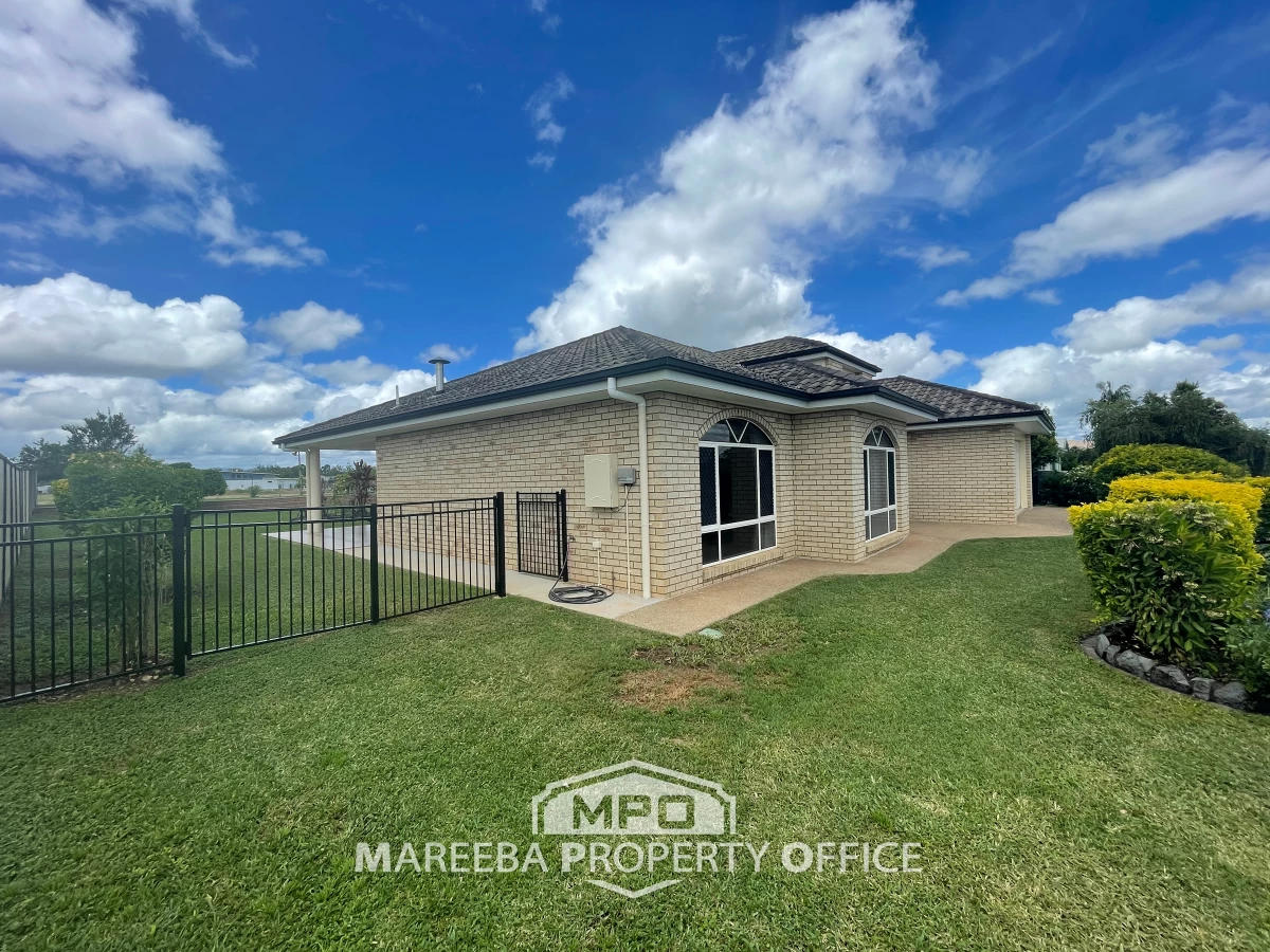 12 Jacinta Crescent, Mareeba, QLD, Mareeba - Thumbnail 8