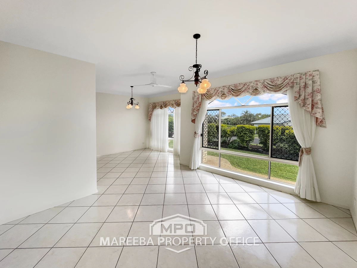 12 Jacinta Crescent, Mareeba, QLD, Mareeba - Thumbnail 2