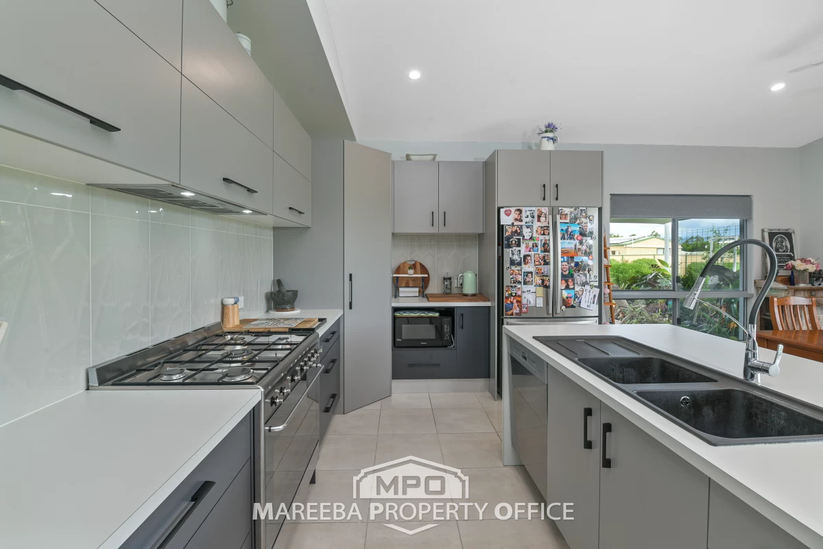 10 Riverlands Drive, Mareeba, QLD, Mareeba - Thumbnail 2