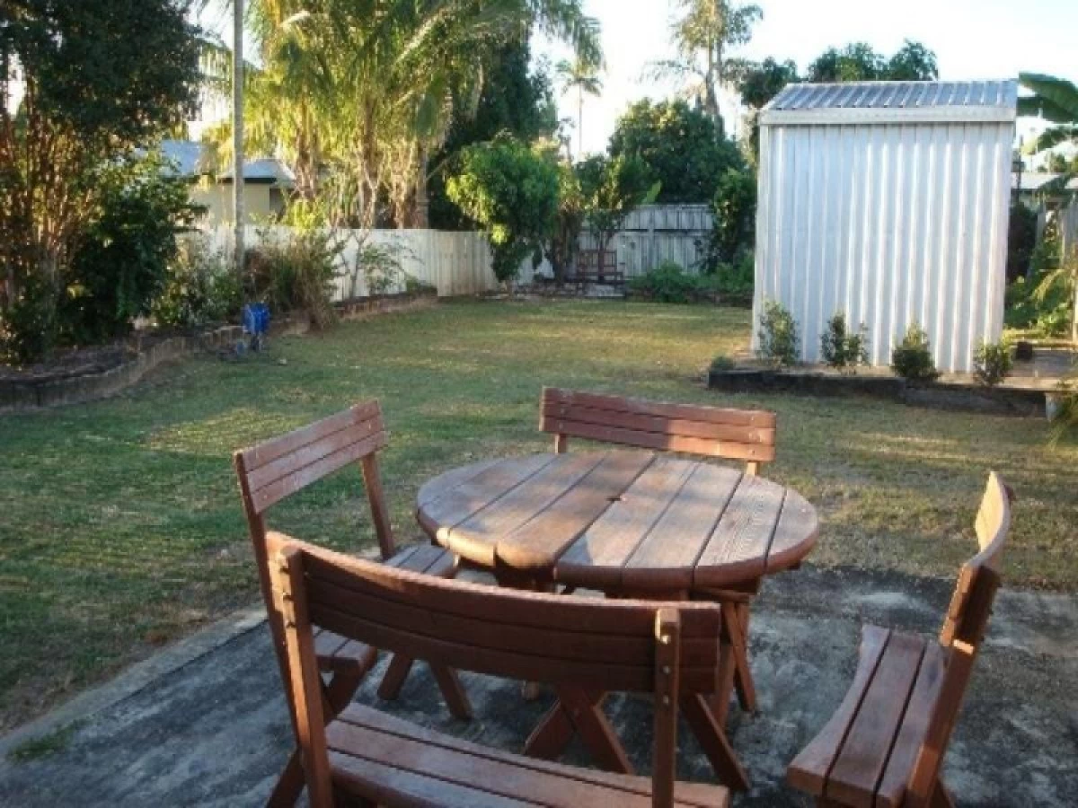 27 Robins Street, Mareeba, QLD, Mareeba - Thumbnail 7