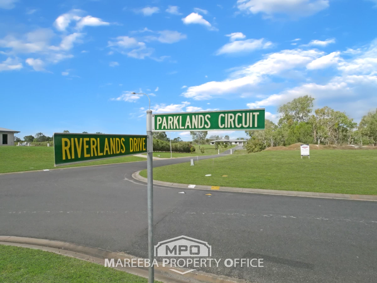 32 Parklands Circuit, Mareeba, QLD, Mareeba - Thumbnail 3