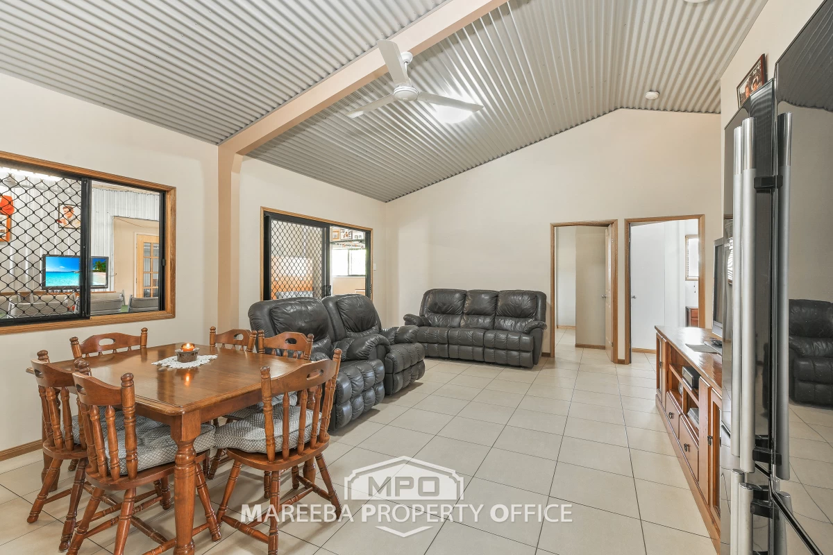 114 Coolamon Close, Mareeba, QLD, Mareeba - Thumbnail 7