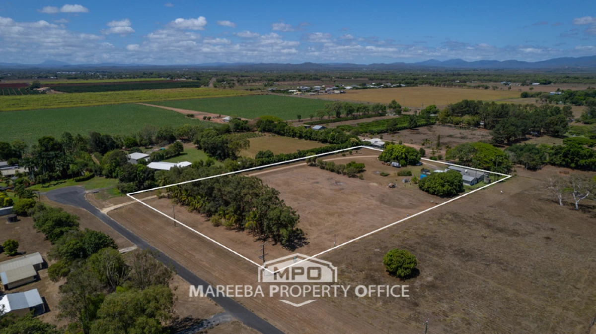 114 Coolamon Close, Mareeba, QLD, Mareeba - Thumbnail 2