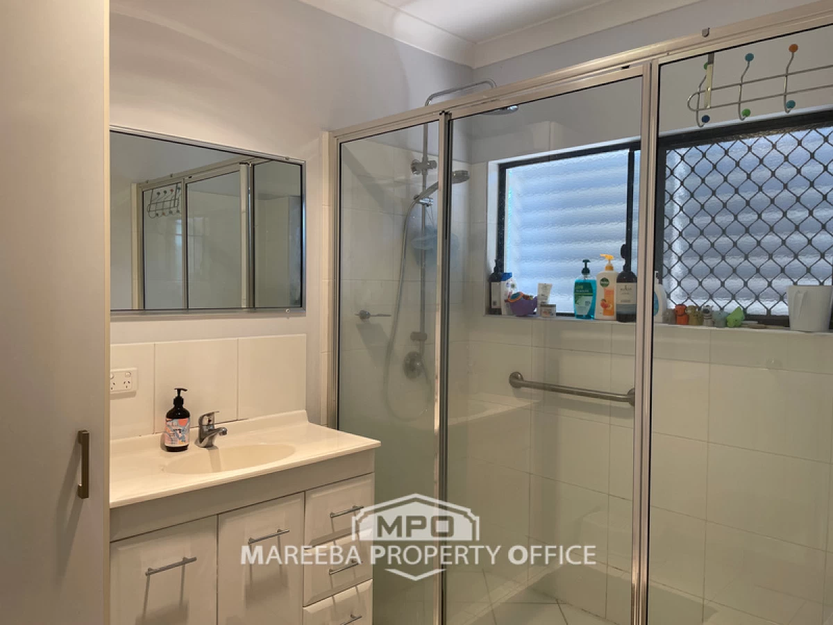 14 Macrae Street, Mareeba, QLD, Mareeba - Thumbnail 8