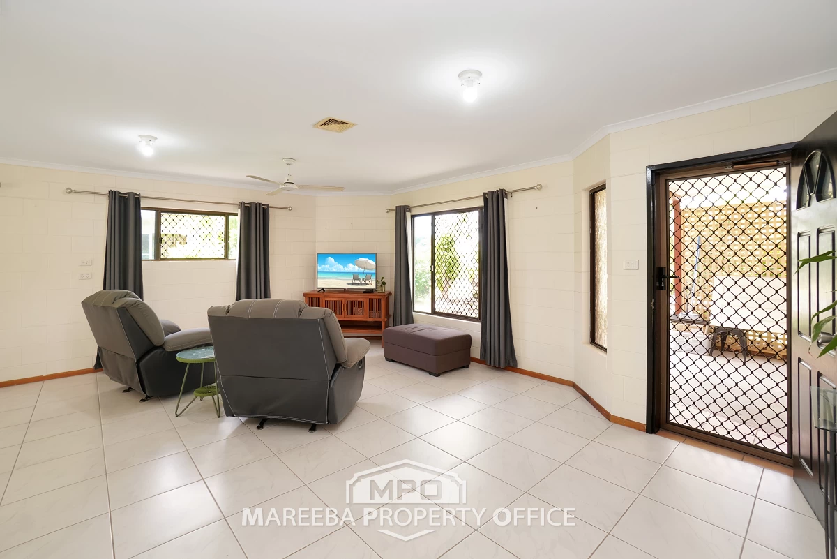 5 Mountain View Close, Mareeba, QLD, Mareeba - Thumbnail 3