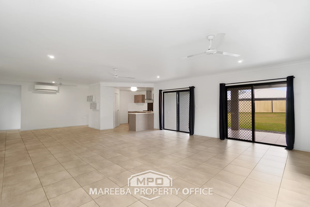 10 Frigate Close, Mareeba, QLD, Mareeba - Thumbnail 4