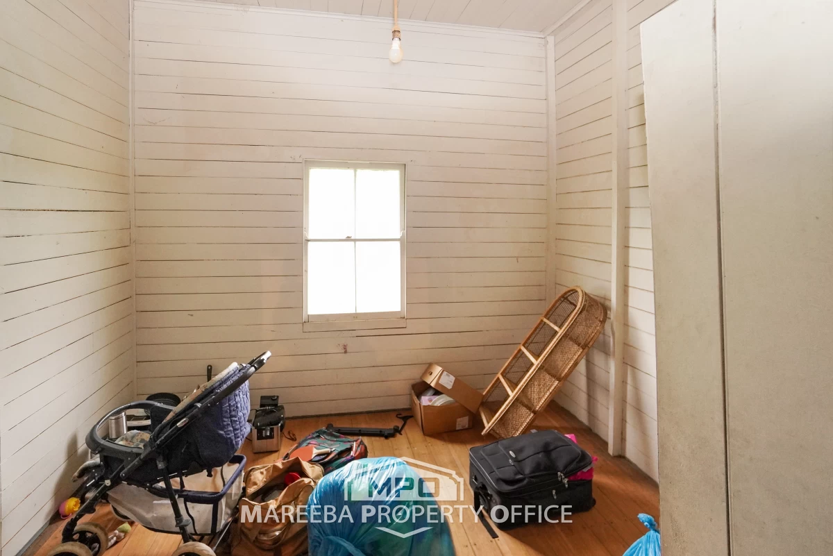 12 Starcke Street, Mareeba, QLD, Mareeba - Thumbnail 5