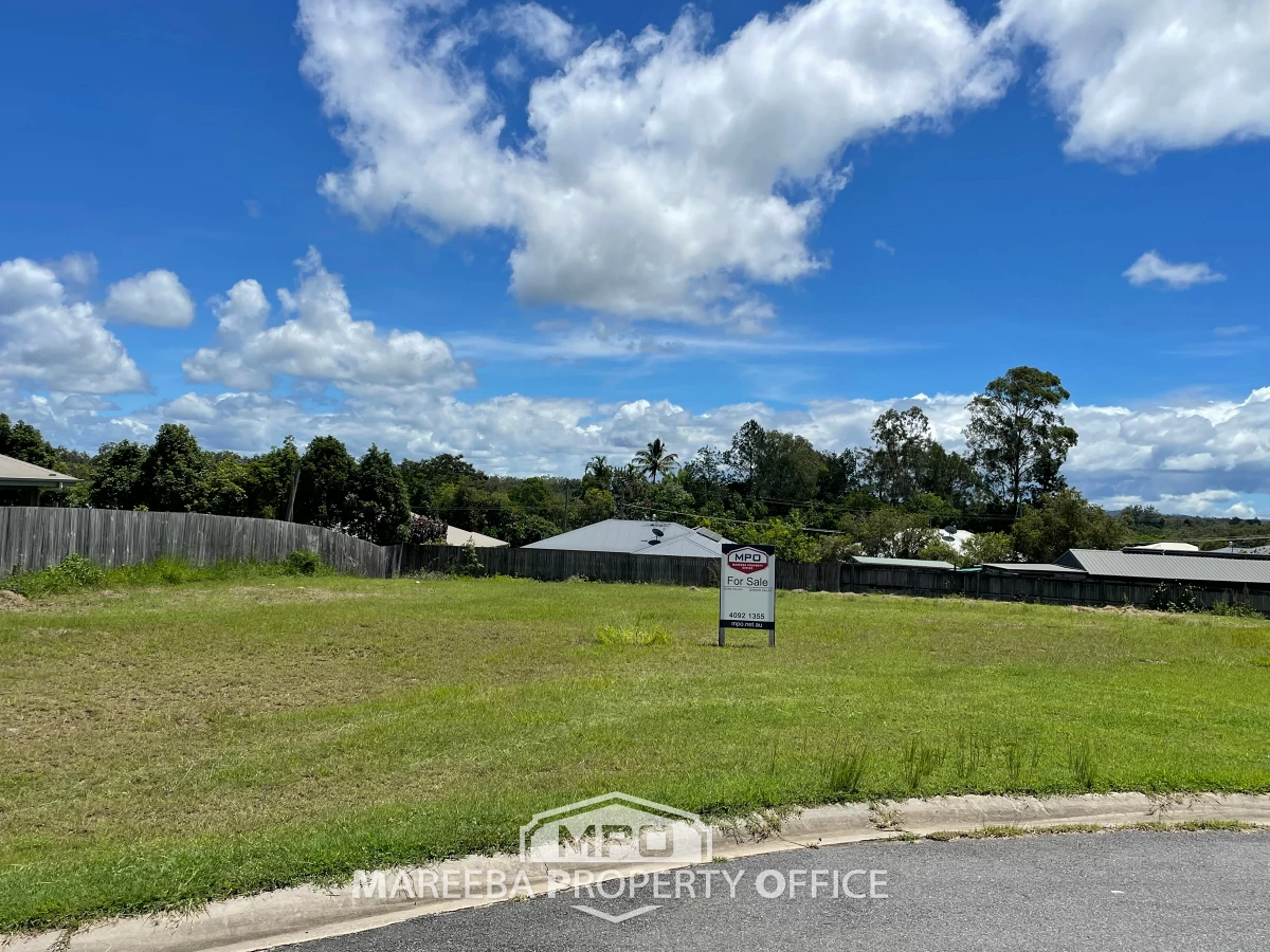 19 Damien Street, Mareeba, QLD, Mareeba - Thumbnail 4