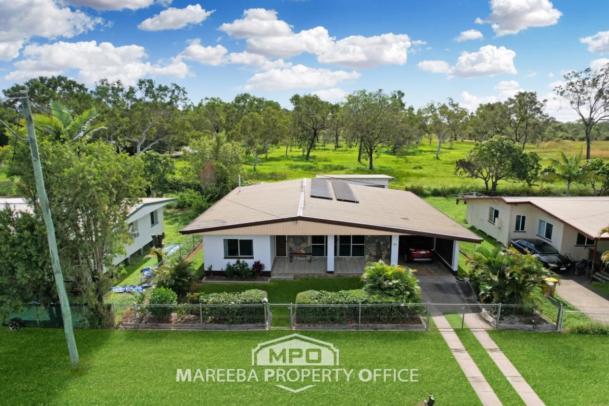 24 Vaughan Street, Mareeba, QLD, Mareeba - Thumbnail 4