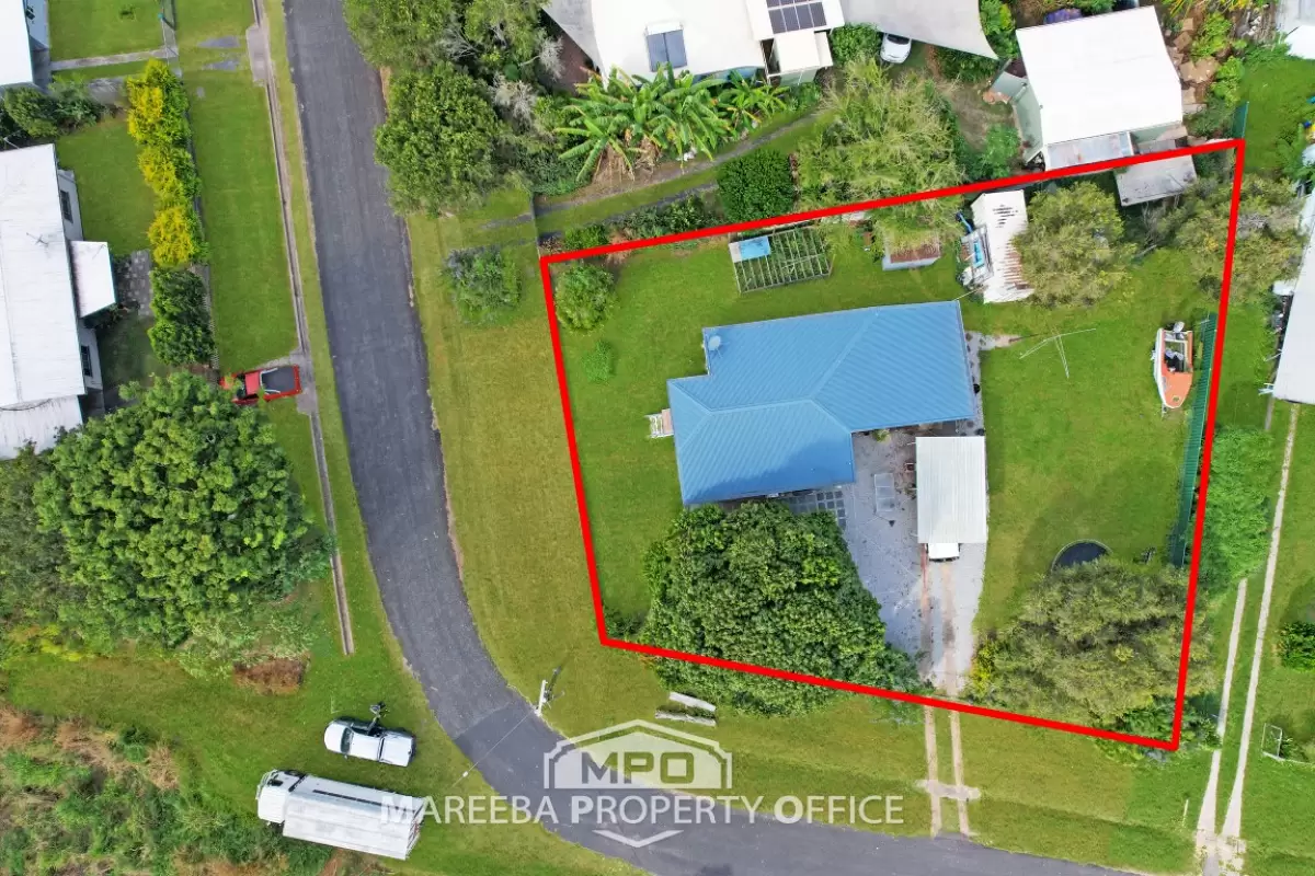 2 Emmerson Street, Mareeba, QLD, Mareeba - Thumbnail 2