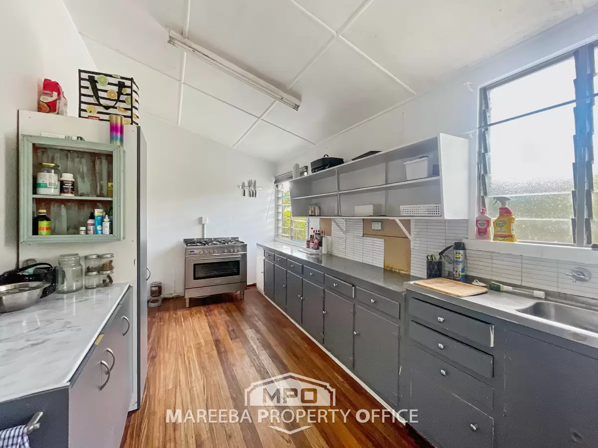 2 Emmerson Street, Mareeba, QLD, Mareeba - Thumbnail 3