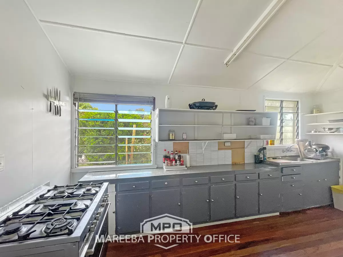 2 Emmerson Street, Mareeba, QLD, Mareeba - Thumbnail 4