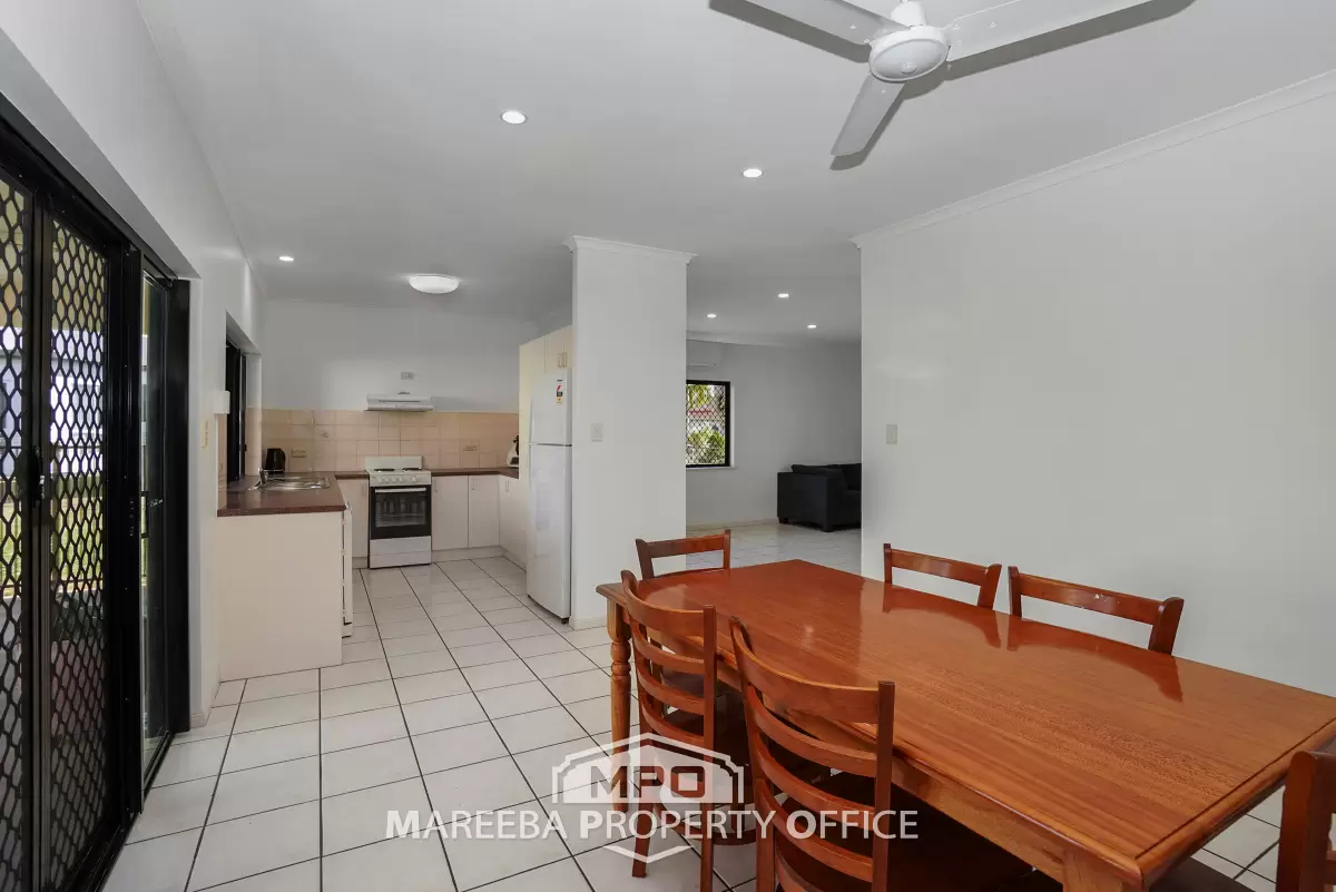 11 Mountain View Close, Mareeba, QLD, Mareeba - Thumbnail 6
