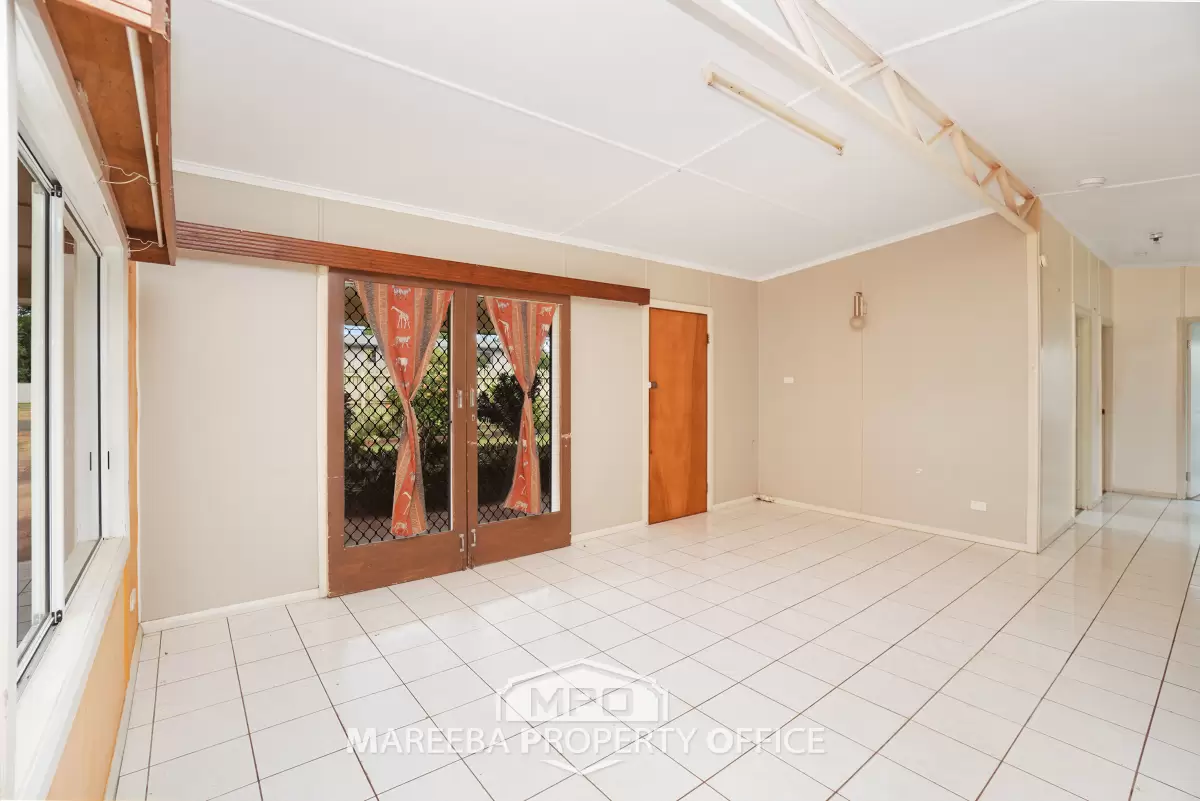 12 Brown Street, Mareeba, QLD, Mareeba - Thumbnail 8
