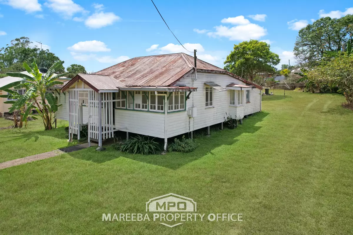 21 Mason Street, Mareeba, QLD, Mareeba - Thumbnail 2