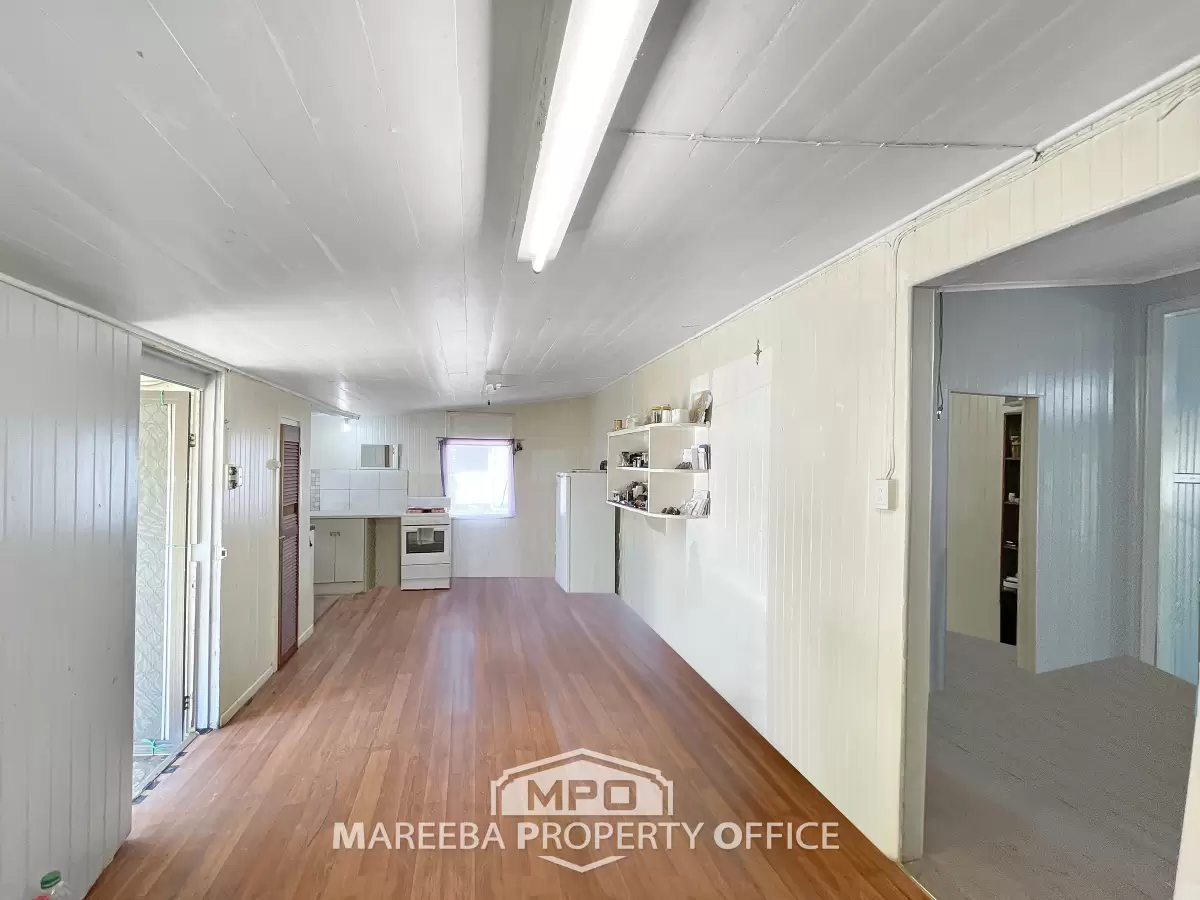 21 Mason Street, Mareeba, QLD, Mareeba - Thumbnail 3