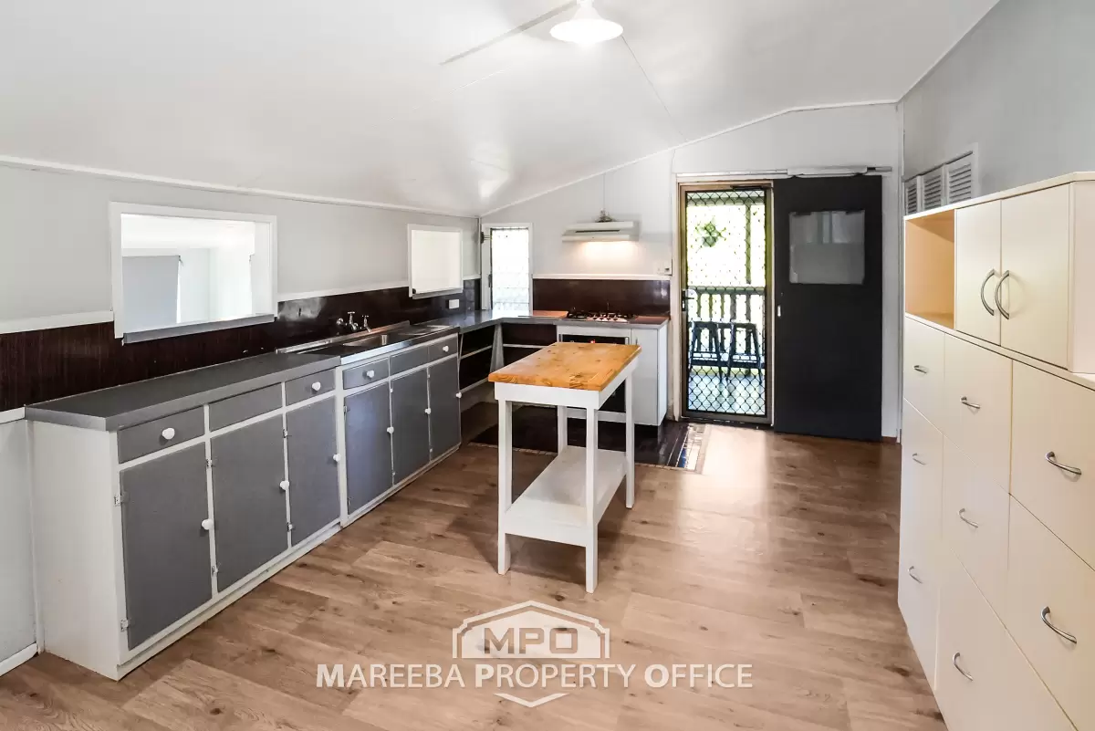 17 Kearney Street, Mareeba, QLD, Mareeba - Thumbnail 7