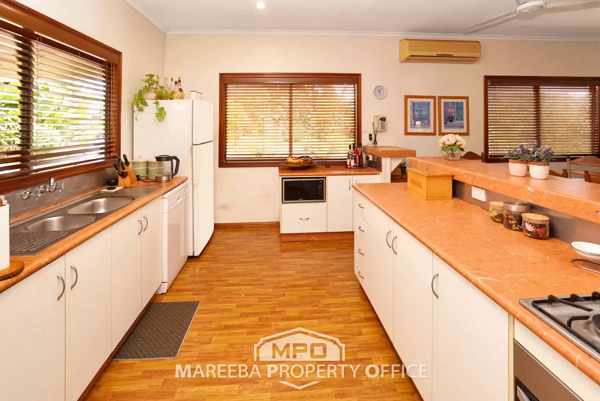 30 Herberton Street, Mareeba, QLD, Mareeba - Thumbnail 4