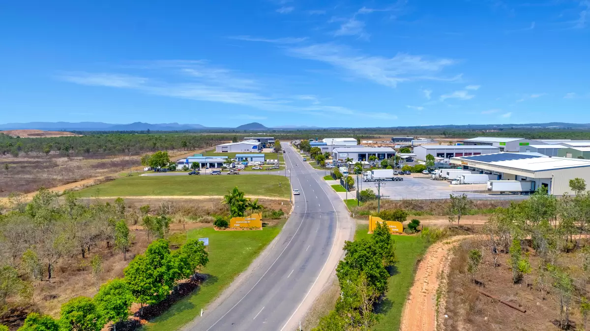 20 Effley Street, Mareeba, QLD, Mareeba - Thumbnail 2