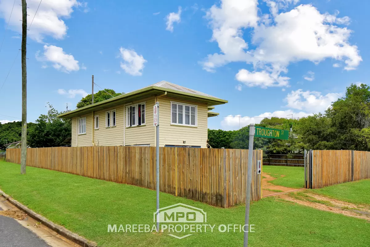 16 Troughton Street, Mareeba, QLD, Mareeba - Thumbnail 2