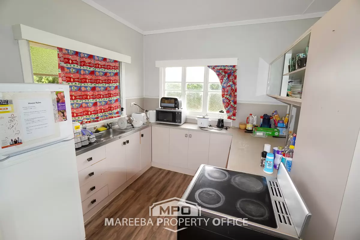 16 Troughton Street, Mareeba, QLD, Mareeba - Thumbnail 3