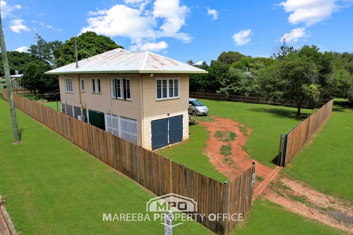 16 Troughton Street, Mareeba, QLD, Mareeba - Thumbnail 8