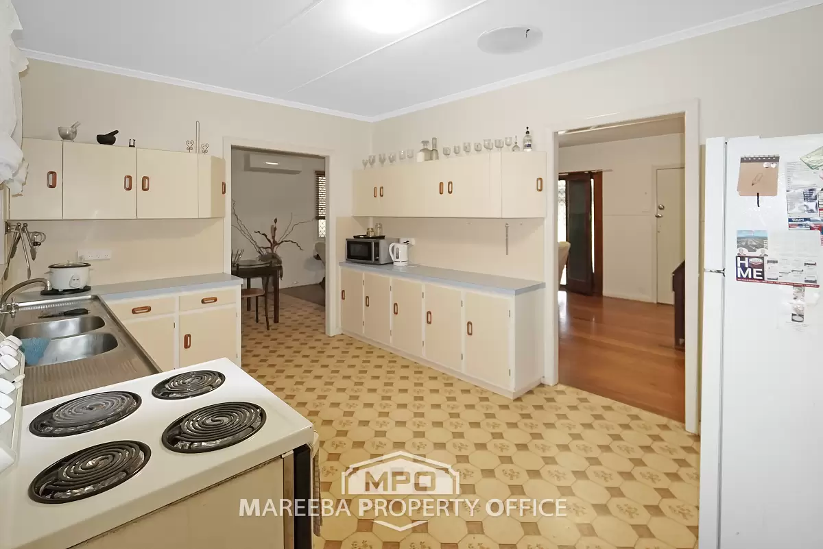 16 Kenneally Road, Mareeba, QLD, Mareeba - Thumbnail 5