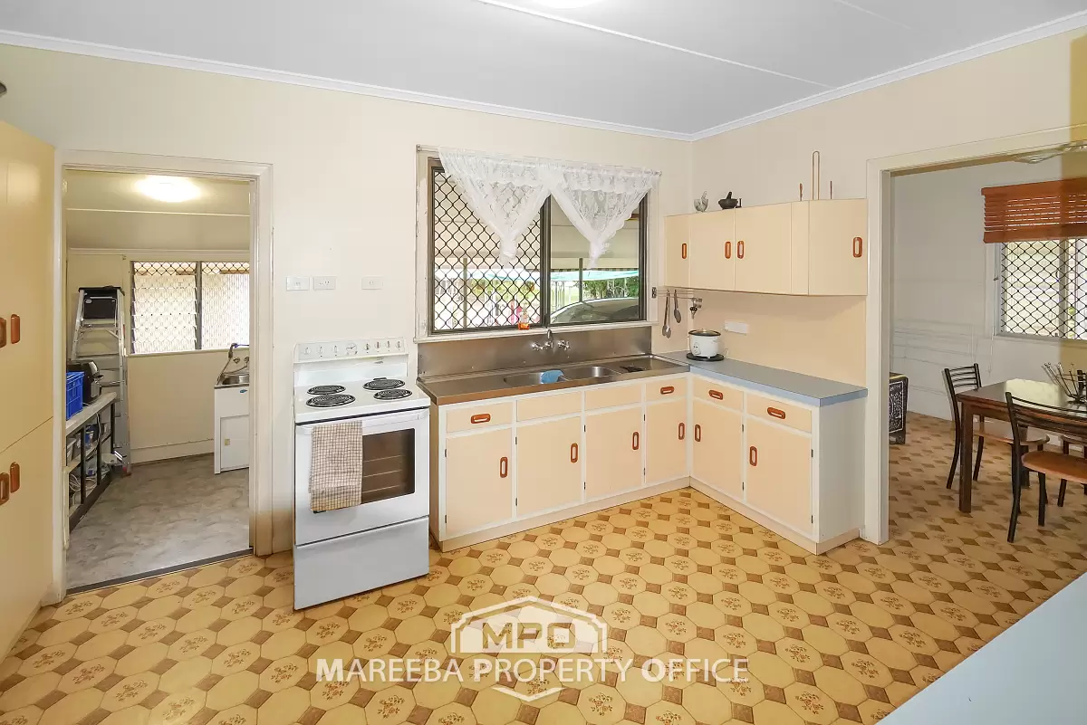 16 Kenneally Road, Mareeba, QLD, Mareeba - Thumbnail 8